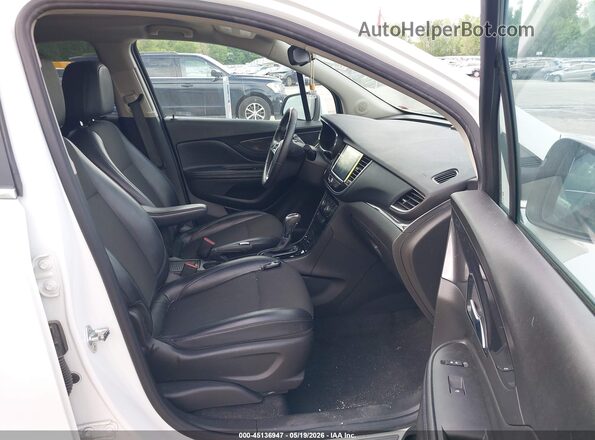 KL4CJASB8MB323537 2021 BUICK ENCORE White Vista interior delantera