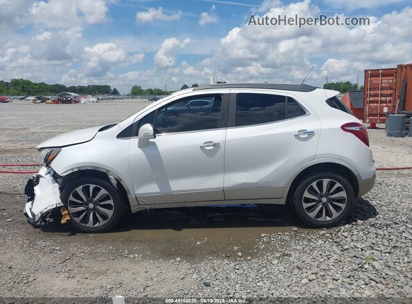 KL4CJBSB5JB534924 2018 BUICK ENCORE White 360 interior view