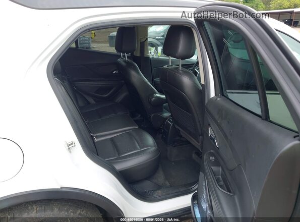 KL4CJCSBXJB527117 2018 BUICK ENCORE White VIN կոդի պիտակի տեսք
