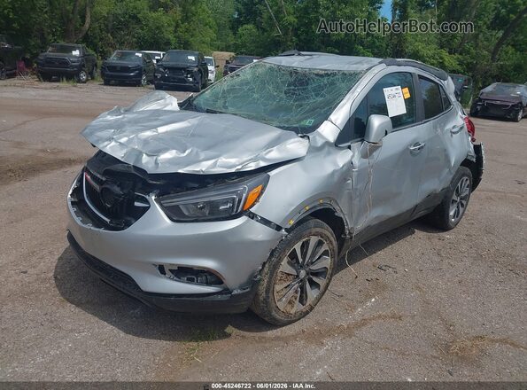 KL4CJESM2NB530158 2022 BUICK ENCORE Silver Vista tres cuartos delantera izquierda