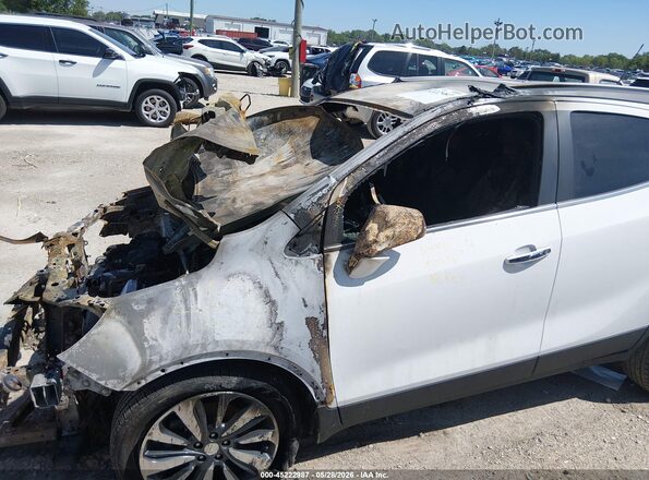 KL4CJESM5MB372574 2021 BUICK ENCORE White Սարքավորումների վահանակի տեսք