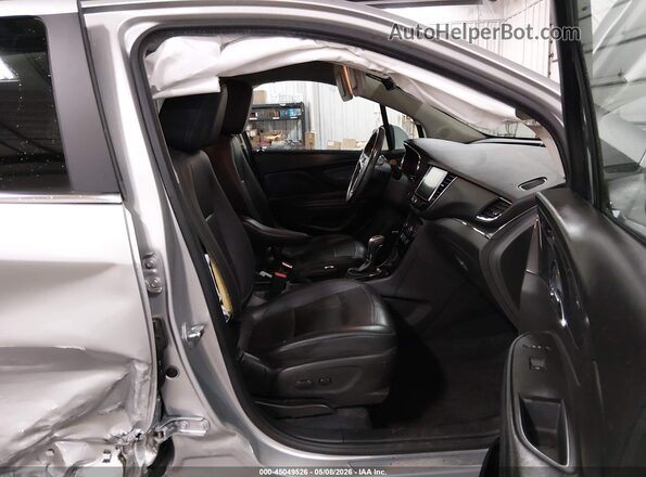 KL4CJHSB3HB046147 2017 BUICK ENCORE Silver Widok wnętrza z przodu