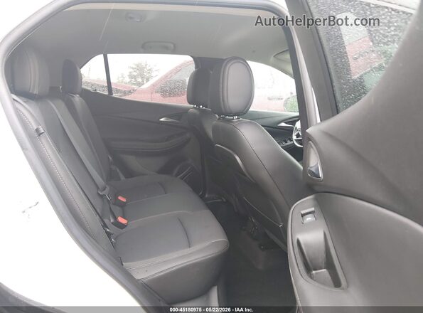 KL4MMBS21PB030729 2023 BUICK ENCORE White VIN կոդի պիտակի տեսք