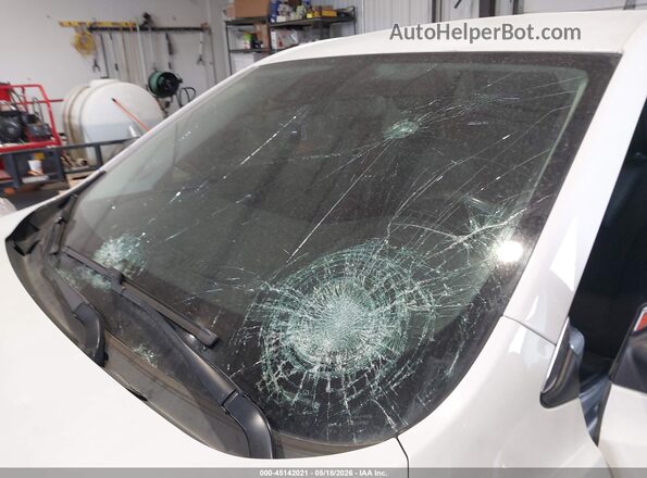 KL4MMBS28LB107686 2020 BUICK ENCORE White Вид спереду