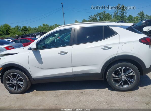KL4MMDS29PB097994 2023 BUICK ENCORE White Vista interior de 360 grados