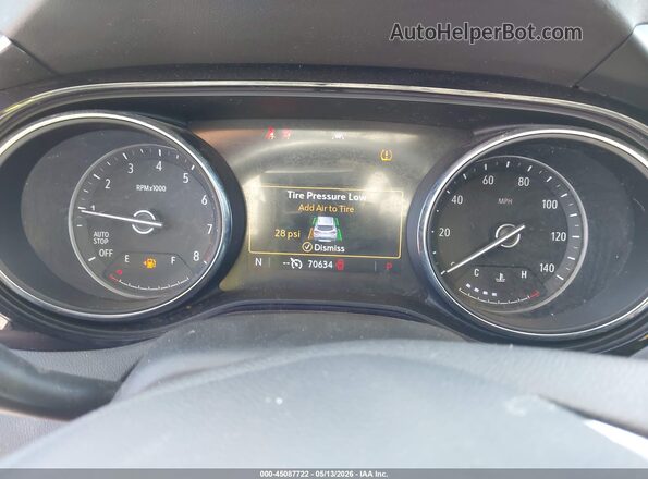 KL4MMDSL1PB022604 2023 BUICK ENCORE Red Widok tylnych siedzeń