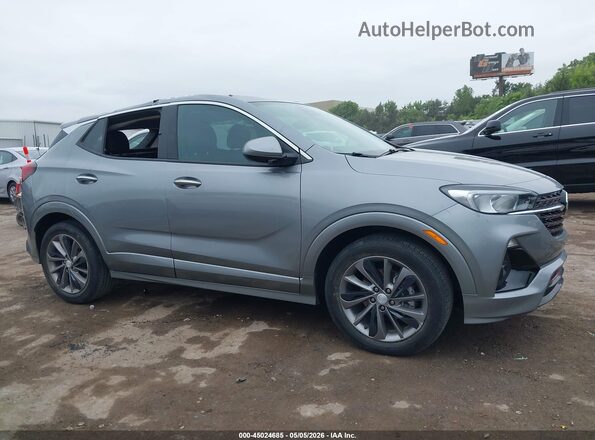 KL4MMDSL7PB070981 2023 BUICK ENCORE Gray Vista interior trasera