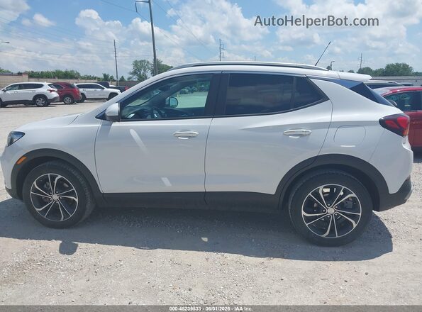 KL4MMDSL9LB126249 2020 BUICK ENCORE White Widok wnętrza 360 stopni