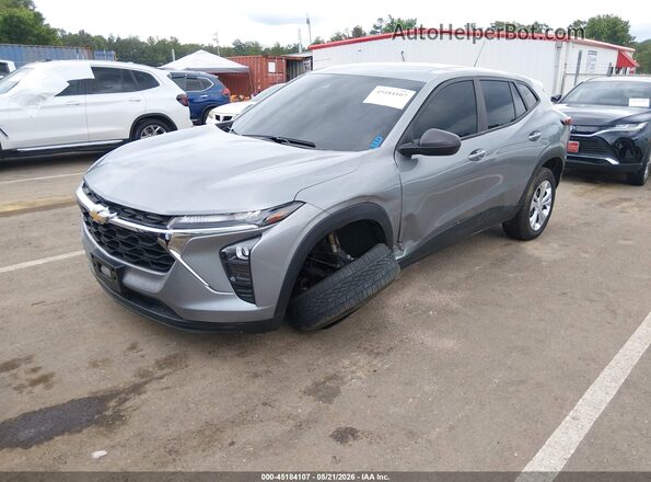 KL77LFE22RC178424 2024 CHEVROLET TRAX Gray Widok z przodu