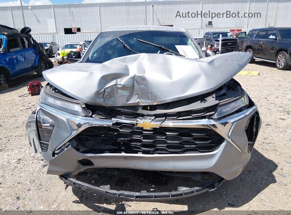 KL77LFEP6SC046865 2025 CHEVROLET TRAX Silver Widok zestawu wskaźników