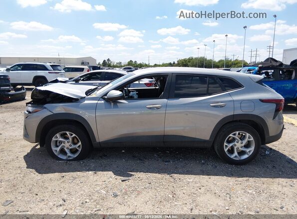 KL77LFEP6SC046865 2025 CHEVROLET TRAX Silver Widok wnętrza 360 stopni