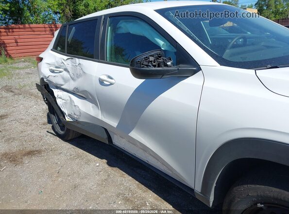 KL77LFEP9SC118058 2025 CHEVROLET TRAX White Вид спереду