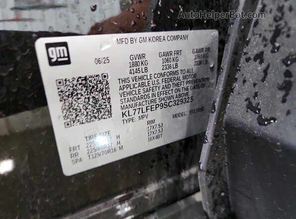 KL77LFEP9SC329325 2025 CHEVROLET TRAX Black Vista del compartimento del motor