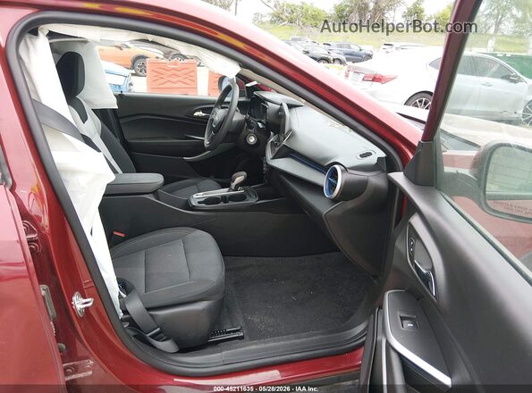 KL77LFEPXSC155409 2025 CHEVROLET TRAX Red Widok wnętrza z przodu