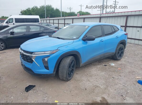 KL77LGE20RC109057 2024 CHEVROLET TRAX Blue Передня ліва чверть