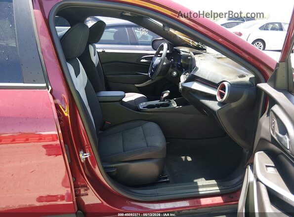 KL77LGE25RC050250 2024 CHEVROLET TRAX Red Front interior view