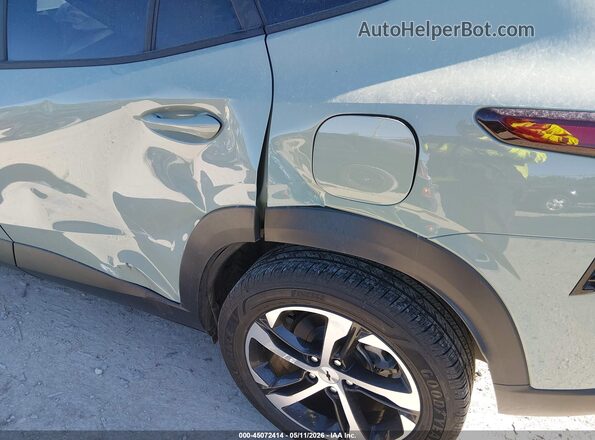 KL77LGE26RC203721 2024 CHEVROLET TRAX Green Դիմացի տեսք