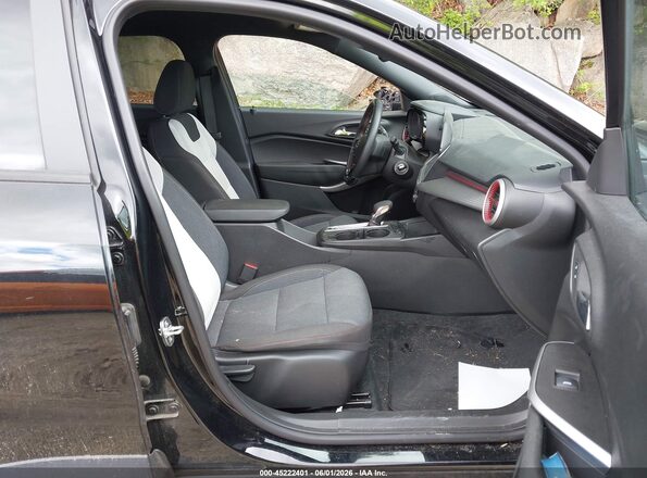 KL77LGE28RC062862 2024 CHEVROLET TRAX Black Front interior view