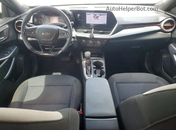 KL77LGE28RC106875 2024 CHEVROLET TRAX Black Vista del salpicadero