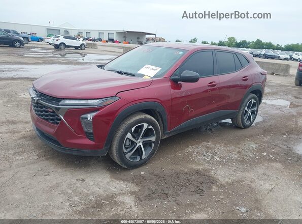 KL77LGEP5SC020036 2025 CHEVROLET TRAX Red Vista tres cuartos delantera izquierda