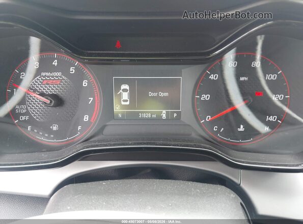 KL77LGEP5SC020036 2025 CHEVROLET TRAX Red Vista de los asientos traseros