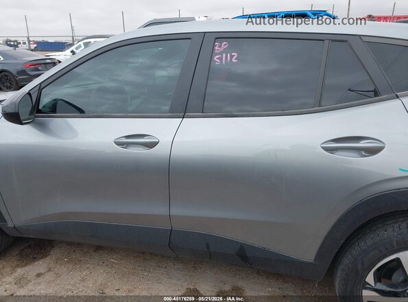 KL77LGEP9SC033601 2025 CHEVROLET TRAX Silver 
