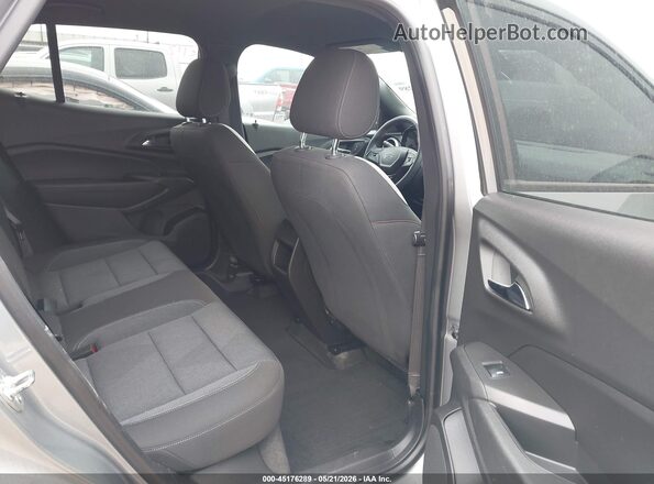 KL77LGEP9SC033601 2025 CHEVROLET TRAX Silver VIN sticker view