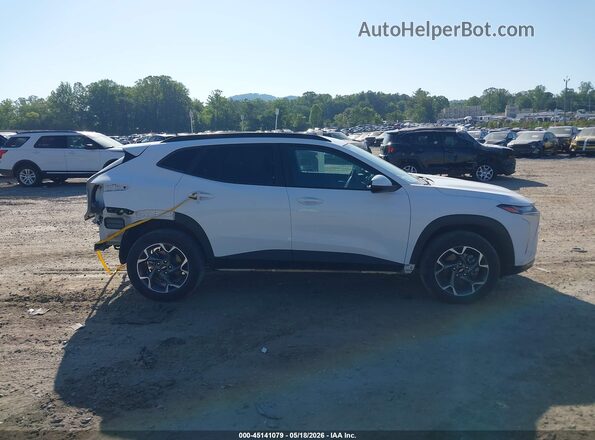 KL77LHE24RC011493 2024 CHEVROLET TRAX White Rear interior view