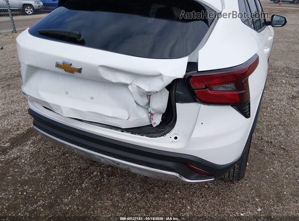 KL77LHE26RC000902 2024 CHEVROLET TRAX White Vista frontal