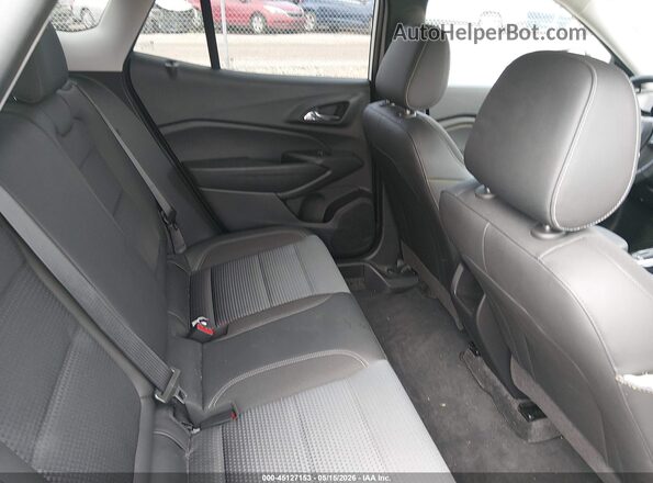 KL77LHE26RC000902 2024 CHEVROLET TRAX White Vista de la etiqueta del VIN