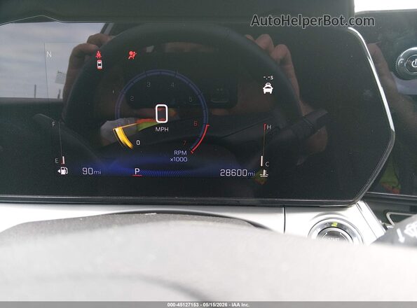 KL77LHE26RC000902 2024 CHEVROLET TRAX White Vista de los asientos traseros