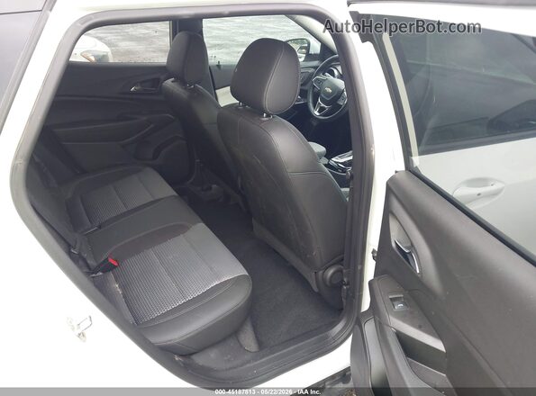 KL77LHEP1SC061561 2025 CHEVROLET TRAX White VIN sticker view