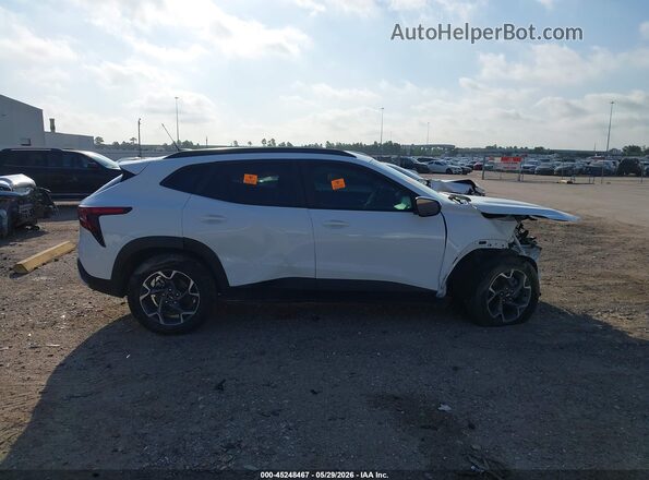 KL77LHEP1SC122309 2025 CHEVROLET TRAX White უკანა სალონის ხედი