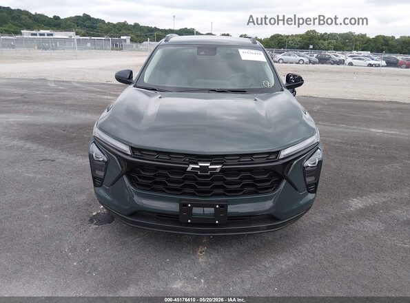 KL77LHEP1TC143887 2026 CHEVROLET TRAX Green Widok wnętrza z tyłu