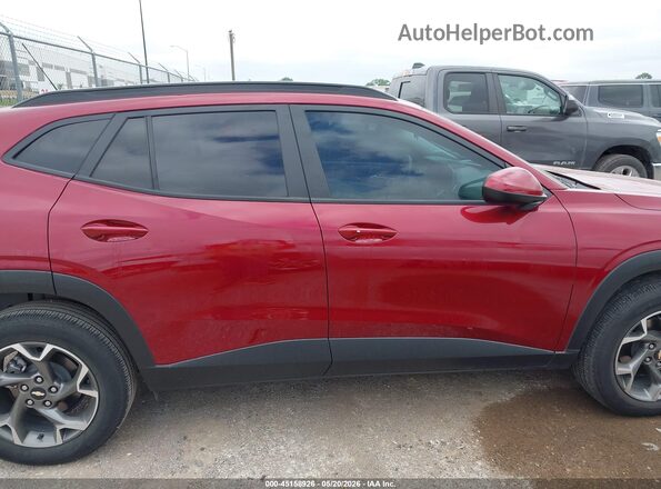 KL77LHEP4SC037819 2025 CHEVROLET TRAX Burgundy Սալոնի հետևի տեսք
