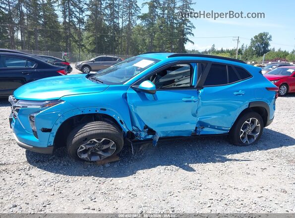 KL77LHEP5SC325669 2025 CHEVROLET TRAX Синий Вид спереди