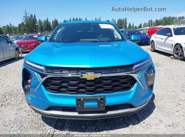 KL77LHEP5SC325669 2025 CHEVROLET TRAX Синий Вид щитка приборов