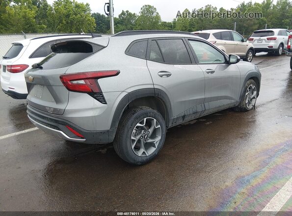 KL77LHEP6SC220008 2025 CHEVROLET TRAX Серый Задняя правая четверть
