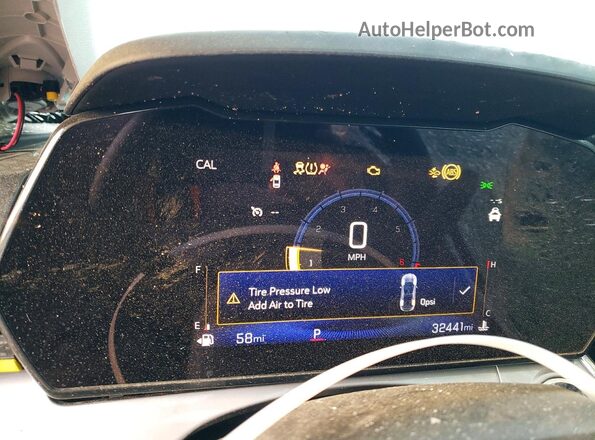 KL77LHEP7SC148333 2025 CHEVROLET TRAX Red ხელსაწყოთა პანელის ხედი