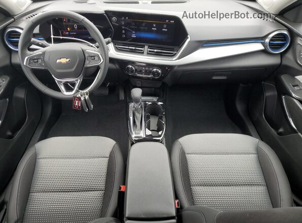 KL77LHEPXTC054528 2026 CHEVROLET TRAX Black Vista del salpicadero