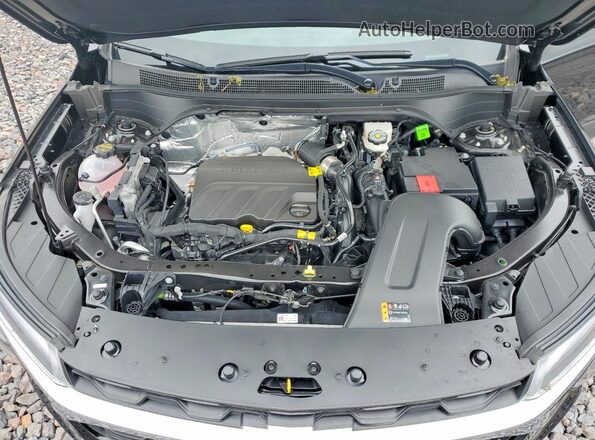 KL77LHEPXTC054528 2026 CHEVROLET TRAX Black Vista del compartimento del motor