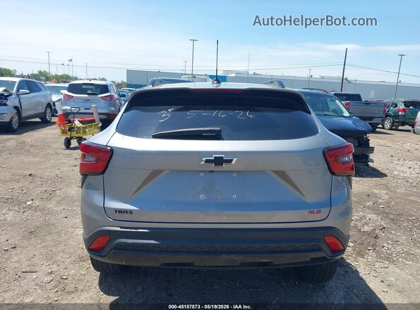 KL77LJE21RC196240 2024 CHEVROLET TRAX Серебряный 