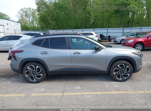 KL77LJE23RC011685 2024 CHEVROLET TRAX Gray Widok wnętrza z tyłu