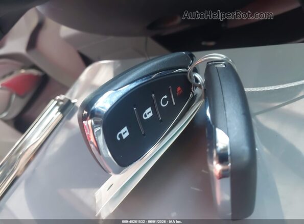 KL77LJEP1TC021148 2026 CHEVROLET TRAX Red Widok deski rozdzielczej