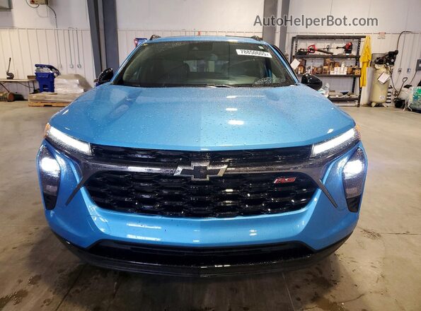 KL77LJEP3SC323720 2025 CHEVROLET TRAX Turquoise Widok z przodu
