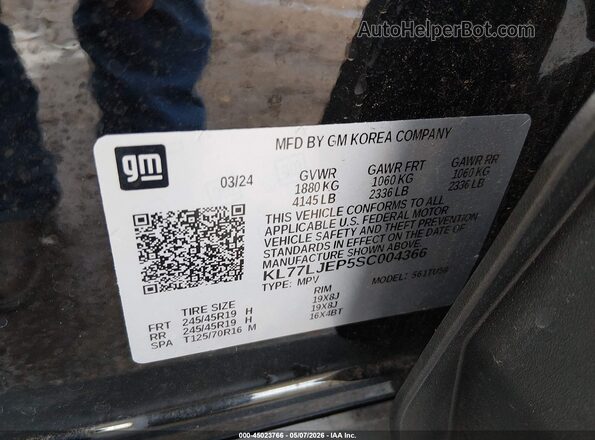 KL77LJEP5SC004366 2025 CHEVROLET TRAX Black ძრავის განყოფილების ხედი