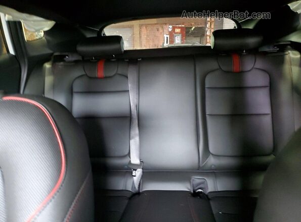 KL77LJEP5TC038275 2026 CHEVROLET TRAX White Rear seats view