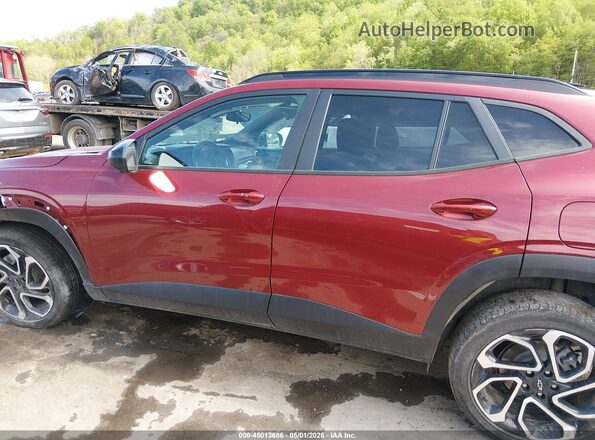 KL77LJEP7SC067100 2025 CHEVROLET TRAX Темно-бордовый Панорамный вид салона 360°
