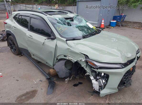 KL77LKE22RC197113 2024 CHEVROLET TRAX Gray Front view