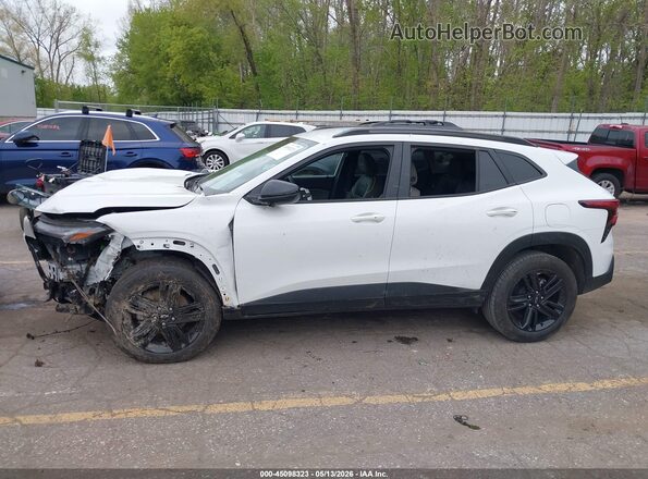 KL77LKE22RC207090 2024 CHEVROLET TRAX White Vista interior de 360 grados